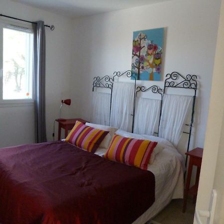 Les Cigales Apartamento Alleins Exterior foto